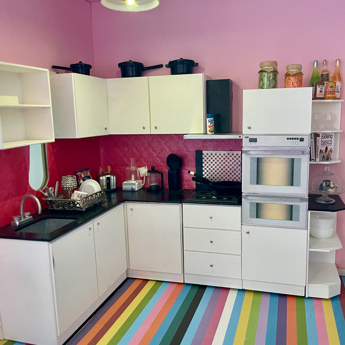 1:12 Miniature Modern FULL Kitchen Diorama Box – A WeeBitTeeny